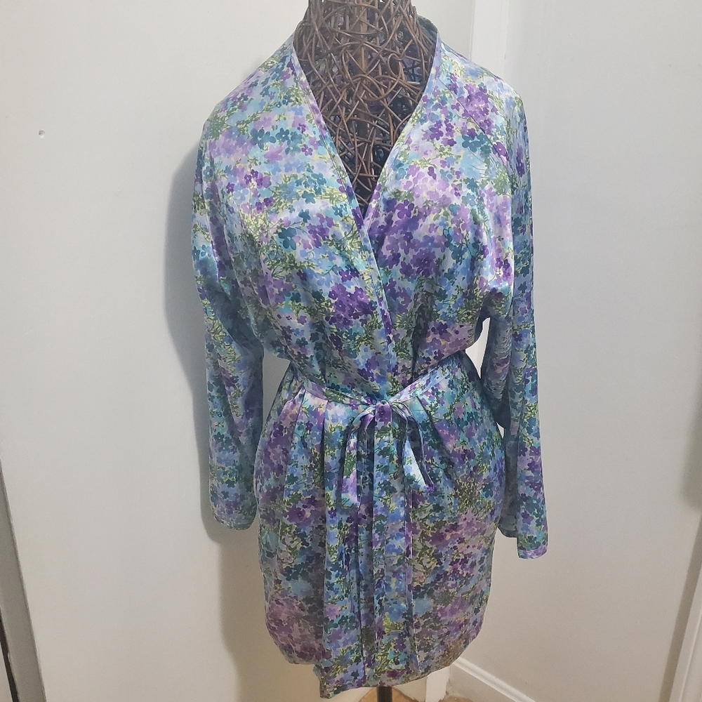 Victoria's secret One Size Floral Robe.